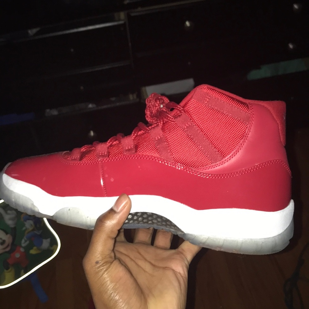 Shoes - Picture 2 of 3